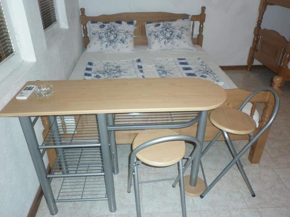 Apartments Emerald Улцинь Екстер'єр фото