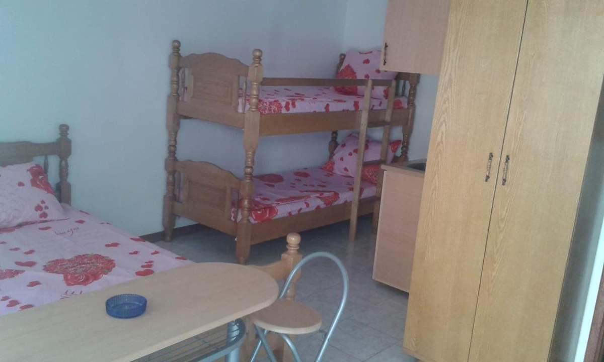 Apartments Emerald Улцинь Екстер'єр фото