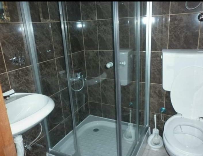 Apartments Emerald Улцинь Екстер'єр фото